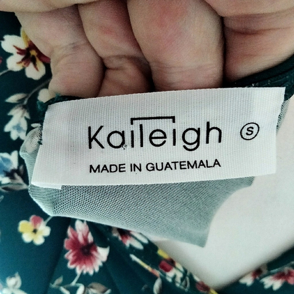 Kaileigh Green Floral Wrap Dress – Soft Stretch Fit Size Small - Picture 5 of 8